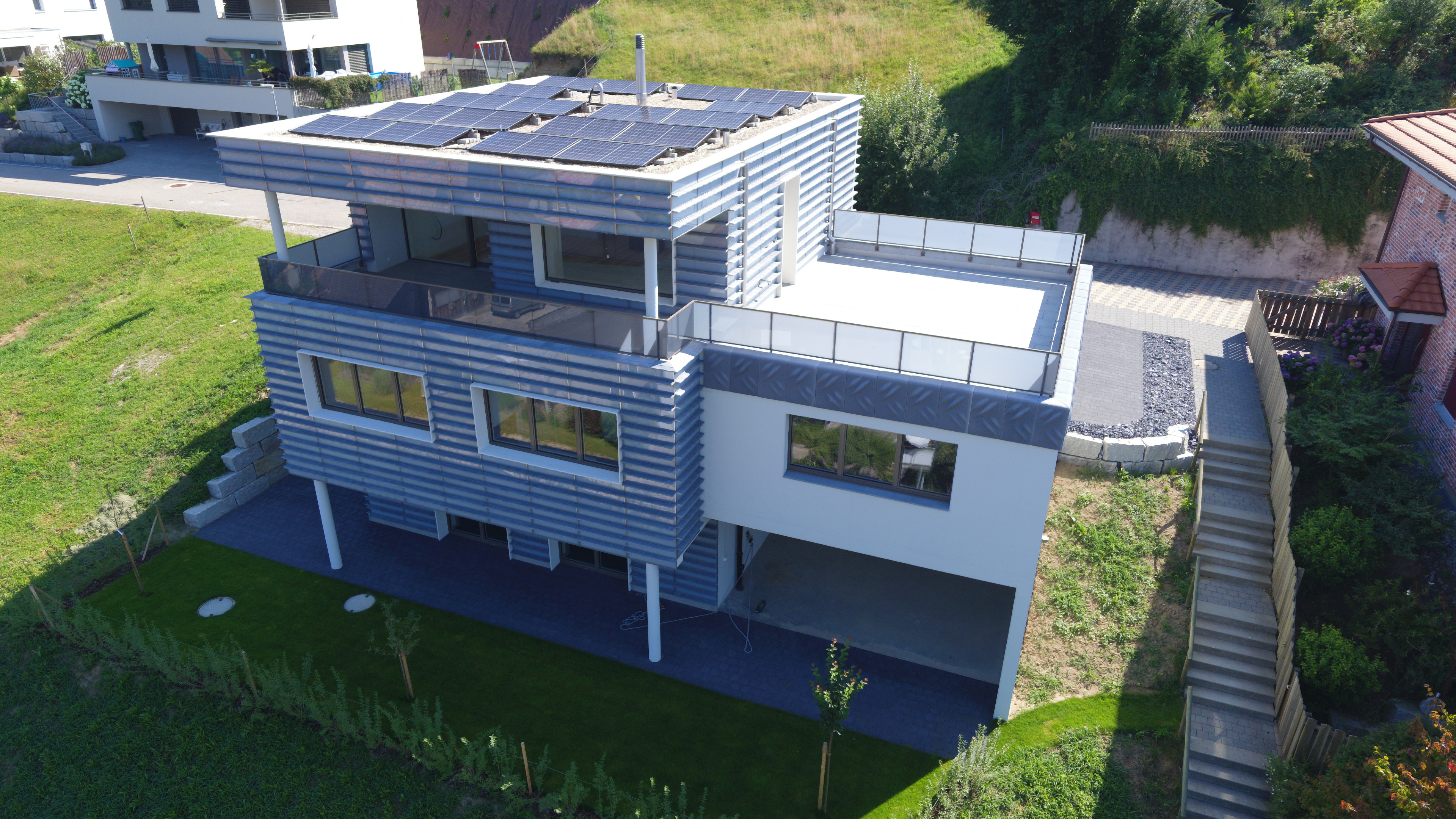 Projektbild: Einfamilienhaus mit 3D-Solar Fassade Baumgartenweg 10 Grossdietwil